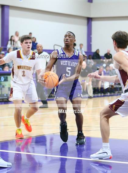 Thumbnail 3 in Dillon Christian vs West Bladen (Adidas Christmas Tournament) photogallery.