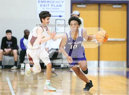 Thumbnail 3 in Dillon Christian vs West Bladen (Adidas Christmas Tournament) photogallery.