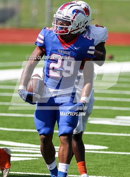 Thumbnail 2 in Jones @ Duncanville photogallery.