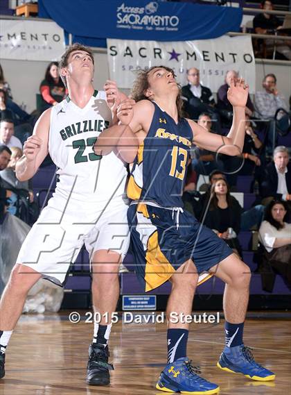 Thumbnail 1 in Oak Ridge vs. Granite Bay (St. Hope Elite Classic) photogallery.