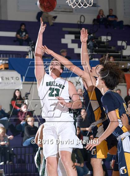 Thumbnail 2 in Oak Ridge vs. Granite Bay (St. Hope Elite Classic) photogallery.