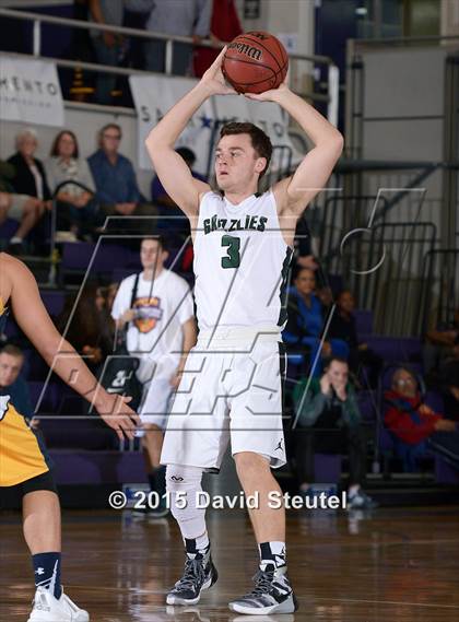 Thumbnail 3 in Oak Ridge vs. Granite Bay (St. Hope Elite Classic) photogallery.
