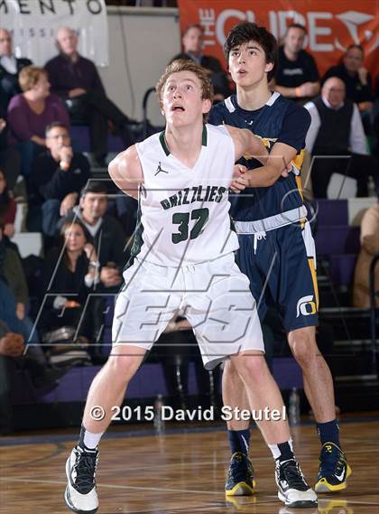 Thumbnail 1 in Oak Ridge vs. Granite Bay (St. Hope Elite Classic) photogallery.