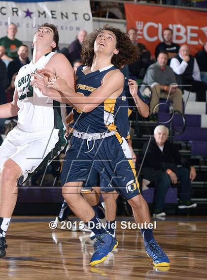 Thumbnail 1 in Oak Ridge vs. Granite Bay (St. Hope Elite Classic) photogallery.