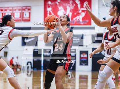 Thumbnail 1 in Carondelet vs 'Iolani (Iolani Classic Honolulu - Day 3) photogallery.