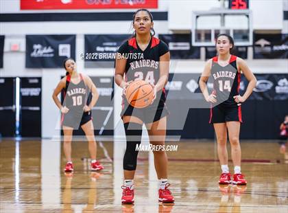 Thumbnail 2 in Carondelet vs 'Iolani (Iolani Classic Honolulu - Day 3) photogallery.