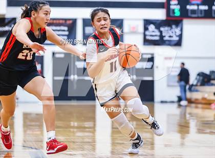 Thumbnail 2 in Carondelet vs 'Iolani (Iolani Classic Honolulu - Day 3) photogallery.