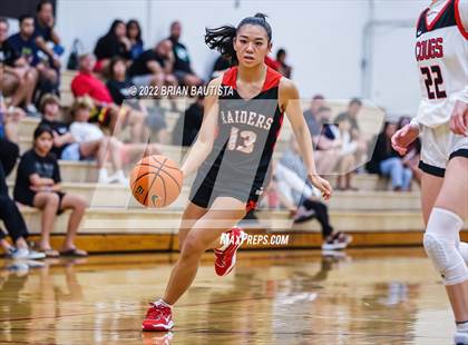 Thumbnail 2 in Carondelet vs 'Iolani (Iolani Classic Honolulu - Day 3) photogallery.