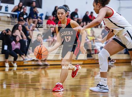 Thumbnail 2 in Carondelet vs 'Iolani (Iolani Classic Honolulu - Day 3) photogallery.