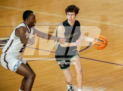 Thumbnail 1 in Ravencroft vs Broughton (John Wall Holiday Invitational) photogallery.