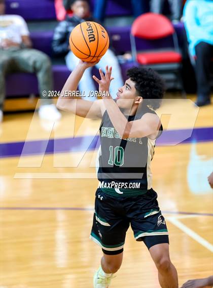 Thumbnail 3 in Ravencroft vs Broughton (John Wall Holiday Invitational) photogallery.