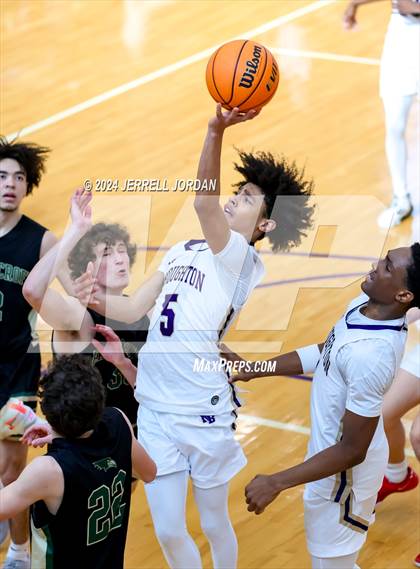 Thumbnail 1 in Ravencroft vs Broughton (John Wall Holiday Invitational) photogallery.