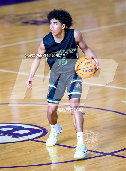 Thumbnail 1 in Ravencroft vs Broughton (John Wall Holiday Invitational) photogallery.