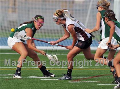 Thumbnail 2 in Tampa Catholic vs. Douglas (State Playoffs) photogallery.