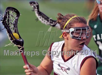 Thumbnail 2 in Tampa Catholic vs. Douglas (State Playoffs) photogallery.