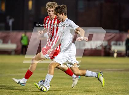 Thumbnail 3 in Regis Jesuit vs Denver East (CHSAA 5A Semifinals) photogallery.