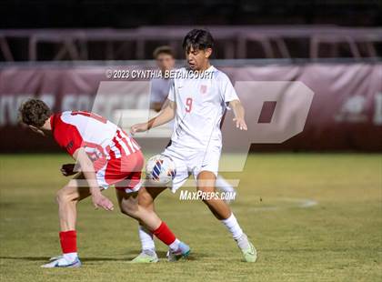 Thumbnail 3 in Regis Jesuit vs Denver East (CHSAA 5A Semifinals) photogallery.