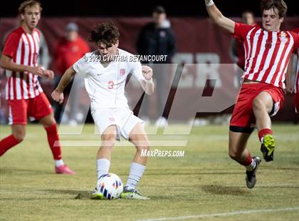 Thumbnail 1 in Regis Jesuit vs Denver East (CHSAA 5A Semifinals) photogallery.