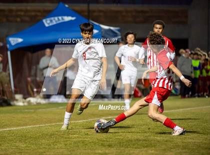Thumbnail 2 in Regis Jesuit vs Denver East (CHSAA 5A Semifinals) photogallery.