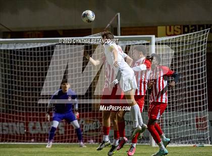 Thumbnail 1 in Regis Jesuit vs Denver East (CHSAA 5A Semifinals) photogallery.