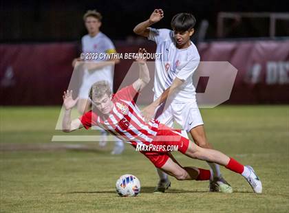 Thumbnail 1 in Regis Jesuit vs Denver East (CHSAA 5A Semifinals) photogallery.