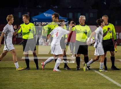 Thumbnail 2 in Regis Jesuit vs Denver East (CHSAA 5A Semifinals) photogallery.