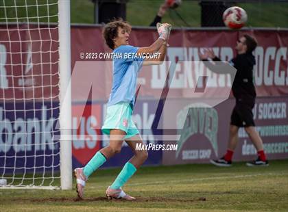 Thumbnail 2 in Regis Jesuit vs Denver East (CHSAA 5A Semifinals) photogallery.