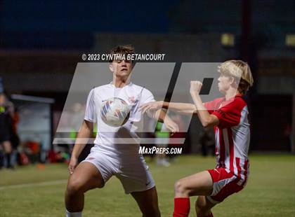 Thumbnail 2 in Regis Jesuit vs Denver East (CHSAA 5A Semifinals) photogallery.