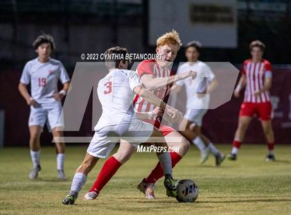 Thumbnail 1 in Regis Jesuit vs Denver East (CHSAA 5A Semifinals) photogallery.
