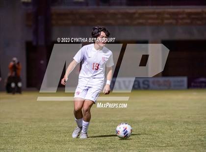 Thumbnail 2 in Regis Jesuit vs Denver East (CHSAA 5A Semifinals) photogallery.