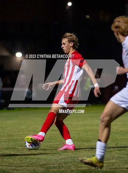Thumbnail 1 in Regis Jesuit vs Denver East (CHSAA 5A Semifinals) photogallery.