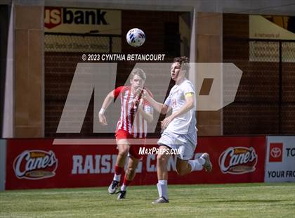 Thumbnail 1 in Regis Jesuit vs Denver East (CHSAA 5A Semifinals) photogallery.