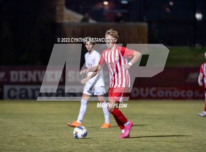 Thumbnail 2 in Regis Jesuit vs Denver East (CHSAA 5A Semifinals) photogallery.