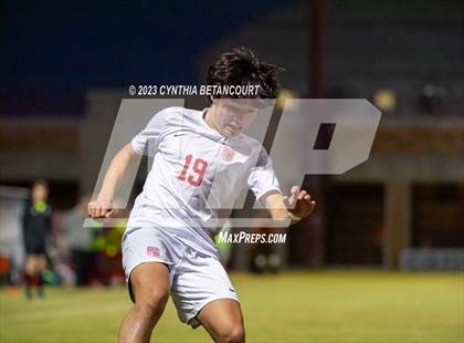 Thumbnail 3 in Regis Jesuit vs Denver East (CHSAA 5A Semifinals) photogallery.