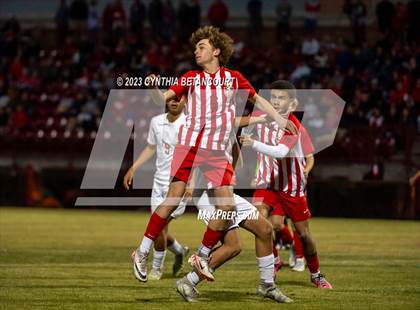 Thumbnail 3 in Regis Jesuit vs Denver East (CHSAA 5A Semifinals) photogallery.