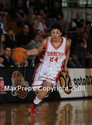 Thumbnail 1 in HS of Commerce vs Norwich Free Academy (Spalding Hoophall Classic) photogallery.
