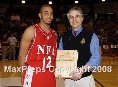 Thumbnail 3 in HS of Commerce vs Norwich Free Academy (Spalding Hoophall Classic) photogallery.