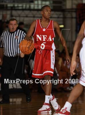 Thumbnail 2 in HS of Commerce vs Norwich Free Academy (Spalding Hoophall Classic) photogallery.