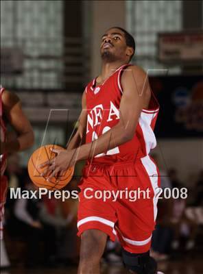 Thumbnail 1 in HS of Commerce vs Norwich Free Academy (Spalding Hoophall Classic) photogallery.