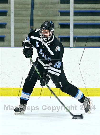 Thumbnail 1 in Christian @ Hudsonville photogallery.