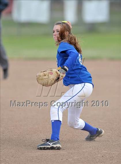 Thumbnail 2 in River Valley vs. Benicia (CIF SJS D3 Playoffs) photogallery.