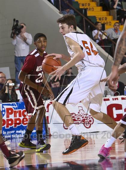 Thumbnail 1 in Babylon vs. Watervliet (NYSPHSAA Class B Final) photogallery.