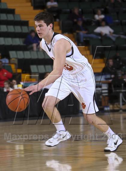 Thumbnail 2 in Babylon vs. Watervliet (NYSPHSAA Class B Final) photogallery.