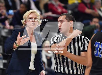 Thumbnail 3 in Windward vs. Harvard-Westlake (CIF SS Open DIV Final) photogallery.
