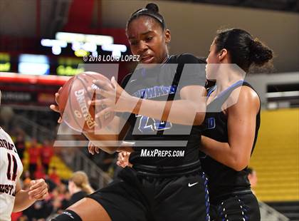 Thumbnail 1 in Windward vs. Harvard-Westlake (CIF SS Open DIV Final) photogallery.