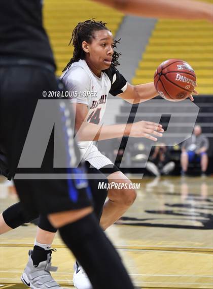 Thumbnail 1 in Windward vs. Harvard-Westlake (CIF SS Open DIV Final) photogallery.