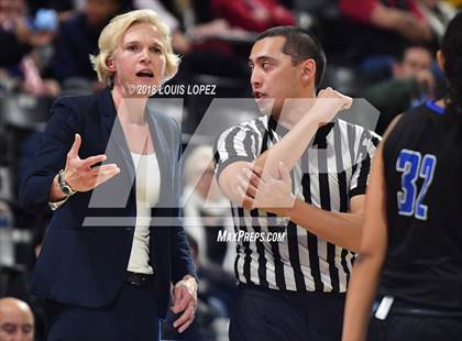 Thumbnail 2 in Windward vs. Harvard-Westlake (CIF SS Open DIV Final) photogallery.