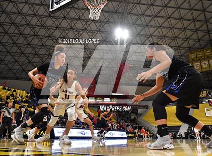 Thumbnail 1 in Windward vs. Harvard-Westlake (CIF SS Open DIV Final) photogallery.