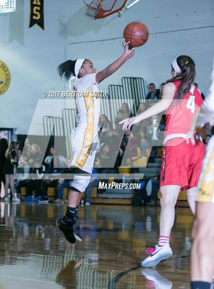 Thumbnail 3 in Jamesville-DeWitt @ Cardinal O'Hara photogallery.