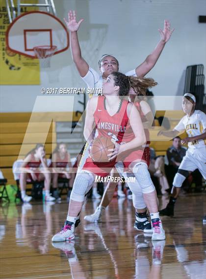 Thumbnail 1 in Jamesville-DeWitt @ Cardinal O'Hara photogallery.